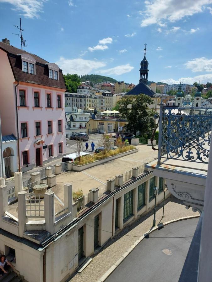 Hotel Asila Karlsbad Exteriör bild